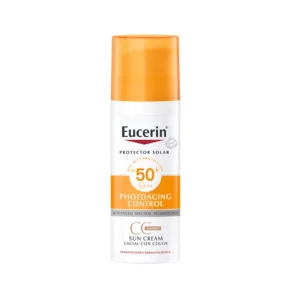 Eucerin Sun Creme Tinted CC Medium FPS 50+ es un protector facial avanzado con pigmentos que brindan un tono de piel bronceado de manera natural y pareja.