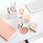 Polvo compacto Clinique Stay-matte Claro - Imagen 5